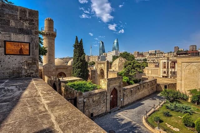 City Tour in Baku