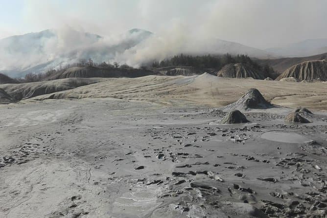 Muddy Volcanoes & Salt Mine Tour