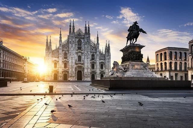 Milan City Highlights Private Tour