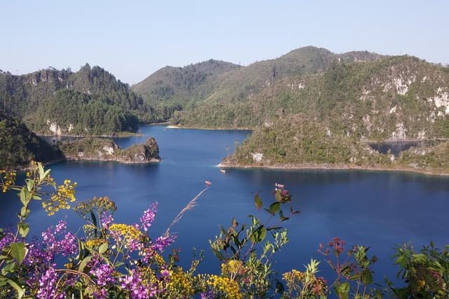 Montebello Lakes and Chiflon Waterfalls Tour