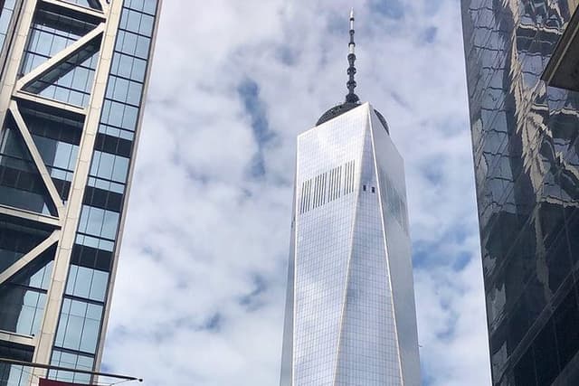 Best City Tour NYC 4 Hours up to 5 people