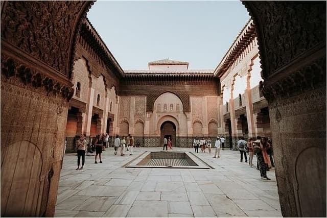 Medina Secrets Walking Tour