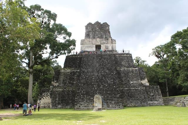 Tikal VIP Exclusive Tour All inclusive from Flores Guatemala