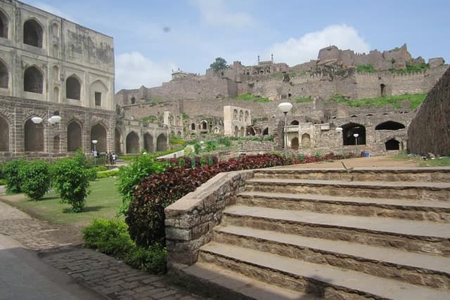 Cult Immersions 5 - Enchanting Hyderabad Full Day Private Tour