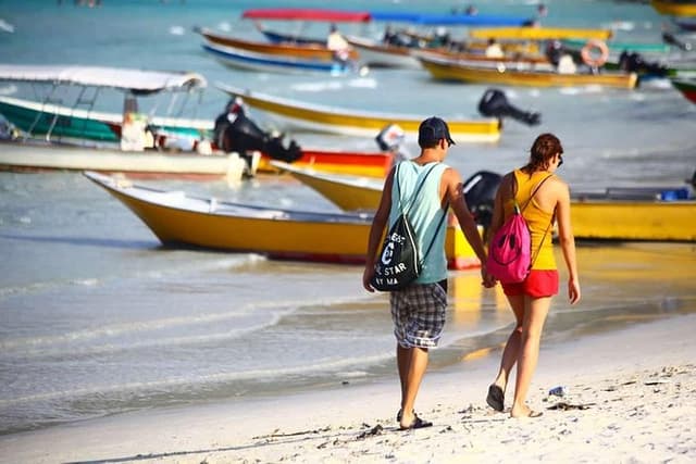Kuala Besut Jetty to Kuala Lumpur City 1-way Transfer