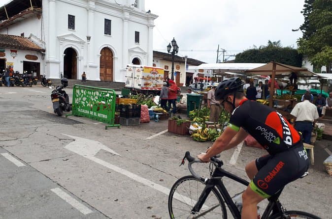 Top-Rated Medellín Bike Adventures