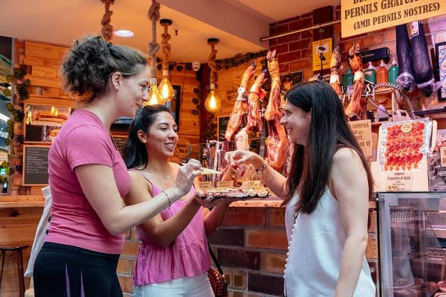 Private Barcelona's Favourite Markets Tour: 10 Tastings