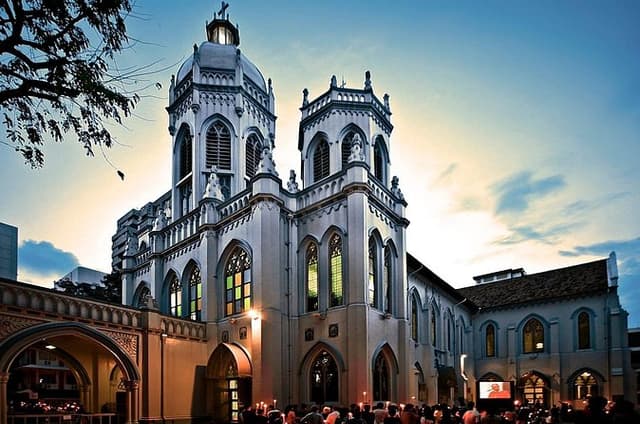 Singapore's Stories and Histories: A Self-Guided Audio Tour