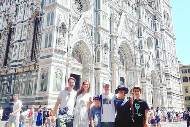 The Best tour in Florence: Renaissance & Medici Tales - guided by a STORYTELLER