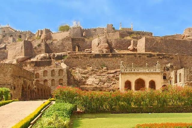 Full day guided tour of Hyderabad