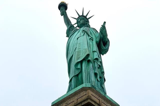 Statue of Liberty and Ellis Island Tour Semi-Private 8ppl Max