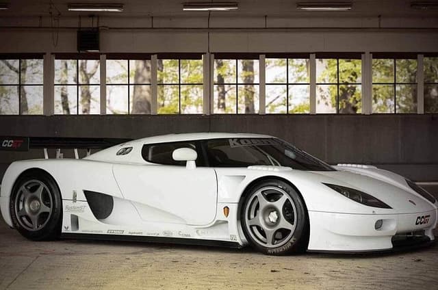 Unique Super Cars , Lambo, Ferrari, Maclaren, Porsche, Rolls