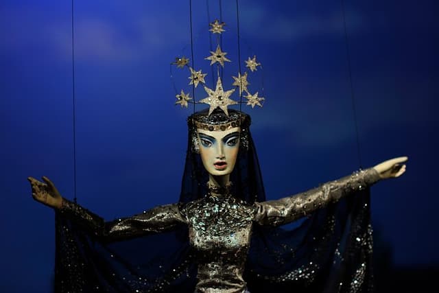 Salzburg Marionette Theater: The Magic Flute SHORT version (1 hour)