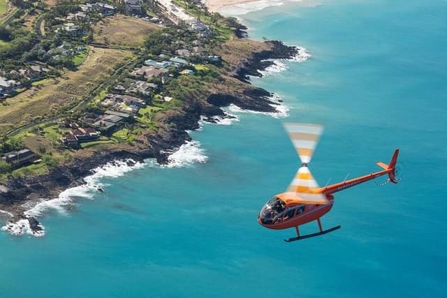 Private Kona Coast Helicopter Tour: All Window Seats