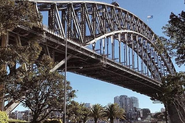 Sydney Icons & Bondi Half Day Private Tour