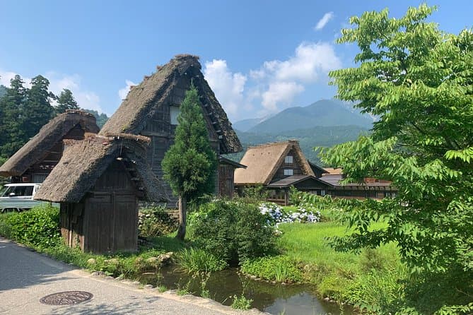 Shirakawa-go Tour