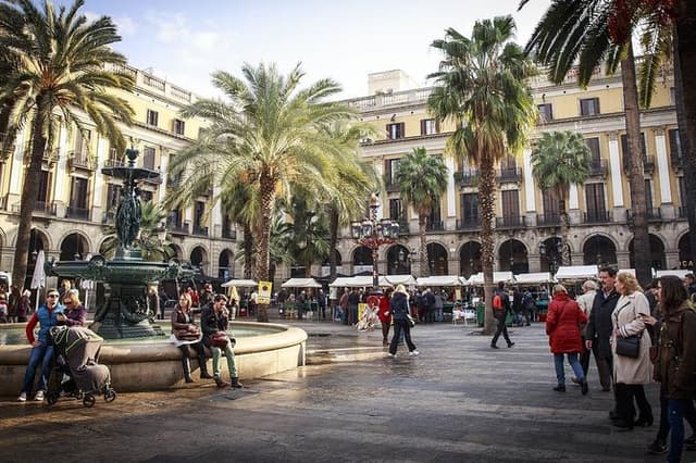 Private Barcelona Old Town and Gothic Quarter Walking Tour