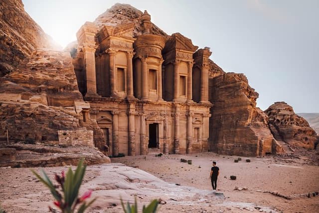 3-Day from Amman: Petra, Wadi Rum, Mt.Nebo, Dana, Red & Dead Seas