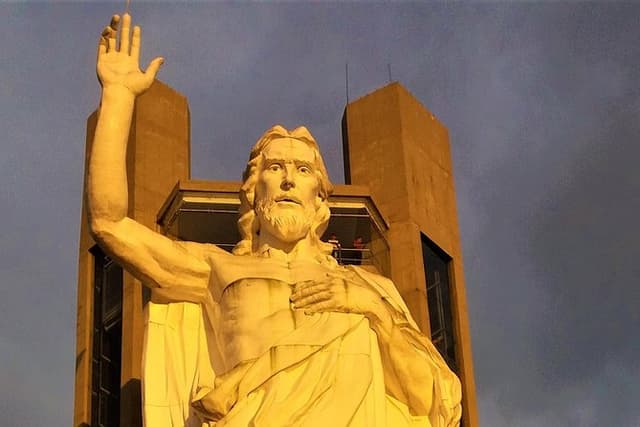 Private Tour - City Night Tour Cerro Del Santisimo (Culture)