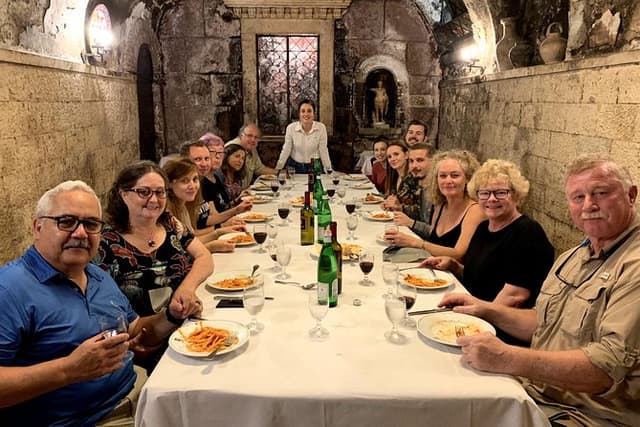 Jewish Ghetto & Piazza Navona: Food, Wine & Sightseeing Rome Tour