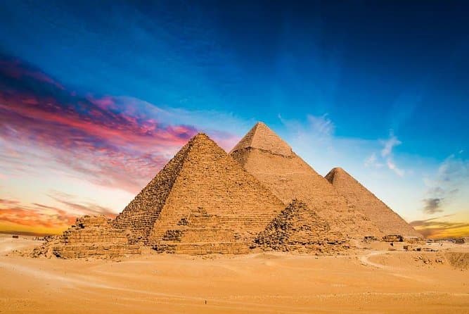 Best Sphinx & Pyramid Tours in Giza