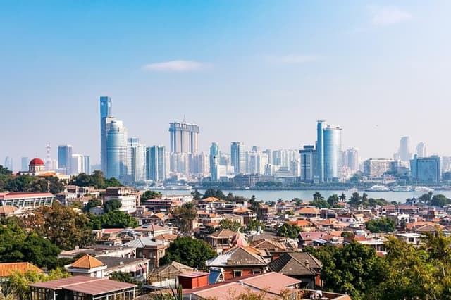 Private Day Tour: Xiamen City Highlights including Gulangyu Island