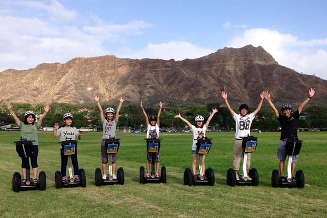 Waikiki/Diamond Head/Magic Island Tour - 3-3.5 Hours