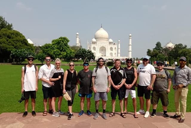 Private Taj Mahal & Agra Tour By Gatimaan Express Train