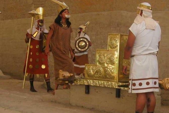 Explore Brujo & Cao Museums in Trujillo
