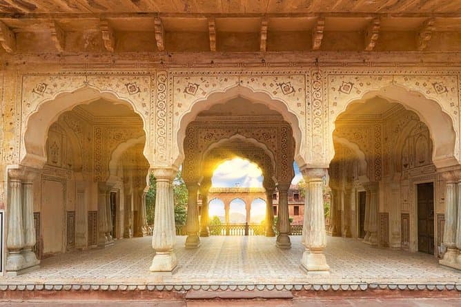 Experience Royal Heritage: Jaipur City Palace Guided Tours