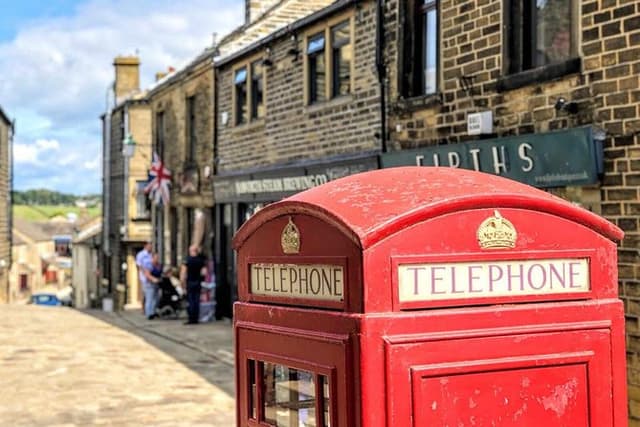 LIVERPOOL: Yorkshire Adventure - Sightseeing Day Trip Tour