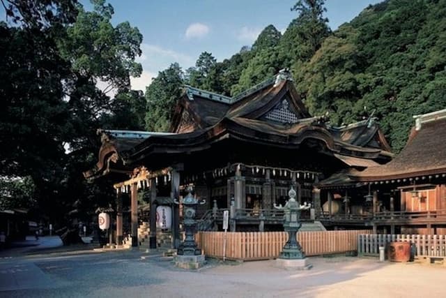 Private Takamatsu Cultural Journey By Private Car With The Guide