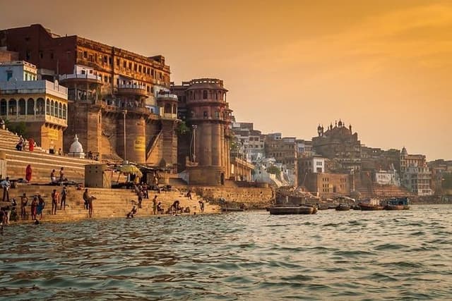 Varanasi Morning Boat Tour [RowBoat]
