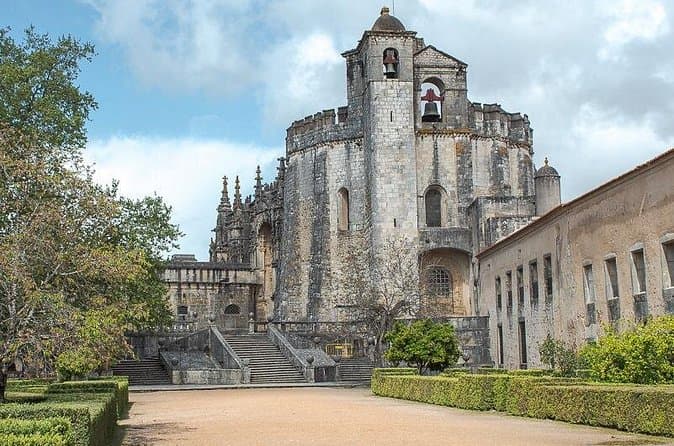 Templar History & River Castles: Lisbon Day Trip