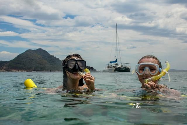 Marine Discovery + Snorkeling Cruise - Port Stephens