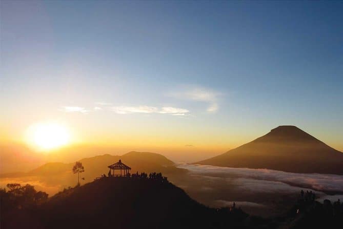 Best Dieng Plateau Tour: Explore Yogyakarta's Highland Wonders