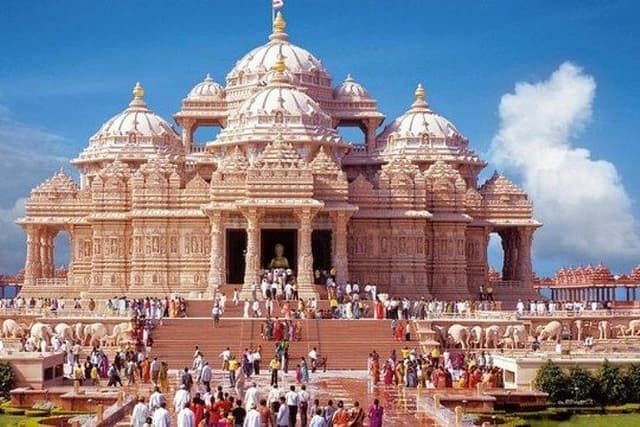 Private Full - Day Temple Tour In Delhi By Car