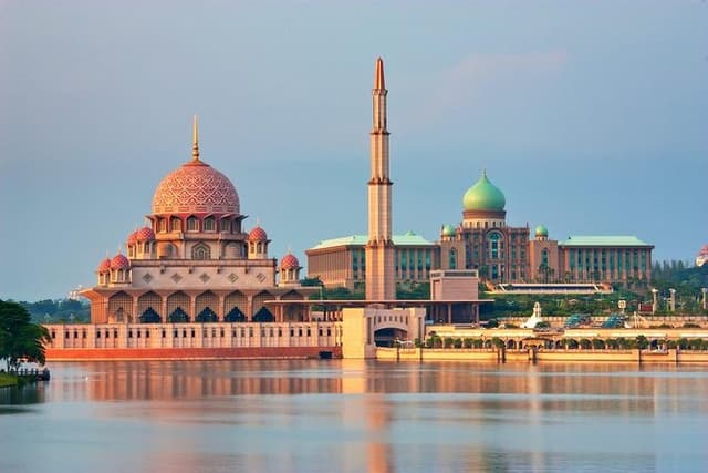 Full Day Putrajaya City Tour