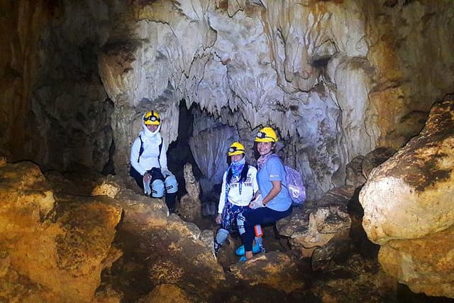 Chagres Cave and Embera Village