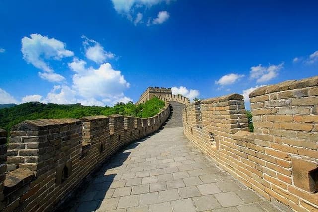 Beijing Private Tour: Mutianyu Great Wall, Wangfujing Street and Kungfu Show