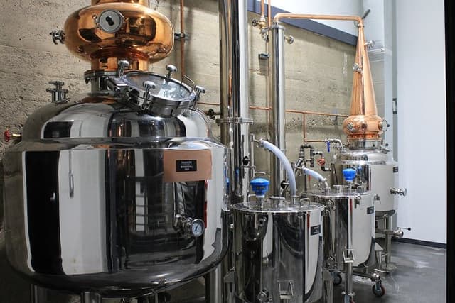 Chuckanut Bay Distillery Tour with 2 Mini Cocktails and Gift Glass
