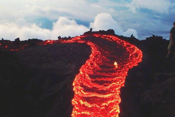 Best Pacaya Volcano Tours & Hiking from Guatemala City