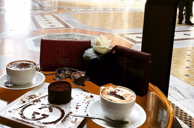 Historical coffee bars in Milan: fashion on the "Belle Epoque"