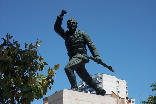 Tirana: Communist History & Stories Walking Tour with a Local