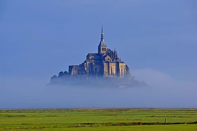 Best Mont Saint Michel & Bayeux Tours