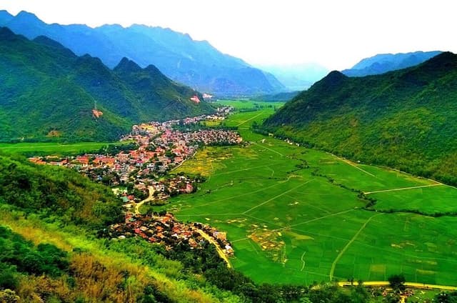 Mai Chau valley trekking