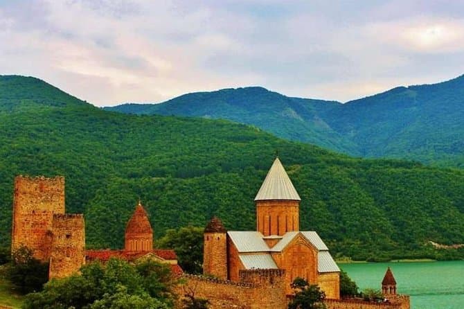 Epic Georgian Military Road Adventures from Tbilisi