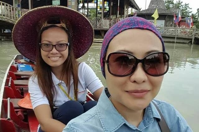 Half day Pattaya Floating Market and Underwater World Pattaya Combo