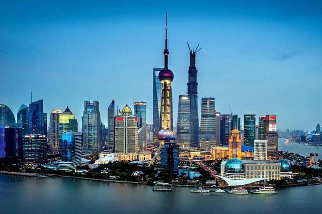 Top Shanghai Airport Layover Tour with Maglev Train Experience