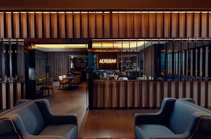 Relax & Recharge: DXB Lounge Options